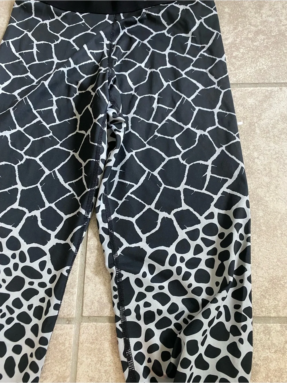 Nike Girls' Black & Gray Animal Print Leggings with Neon Swoosh Medium